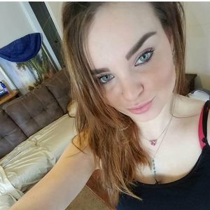 Meet your Posher, Valentina